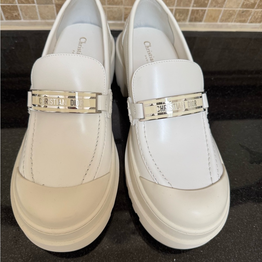 Dior White Flats with Metallic Accent - Picture 1 of 9